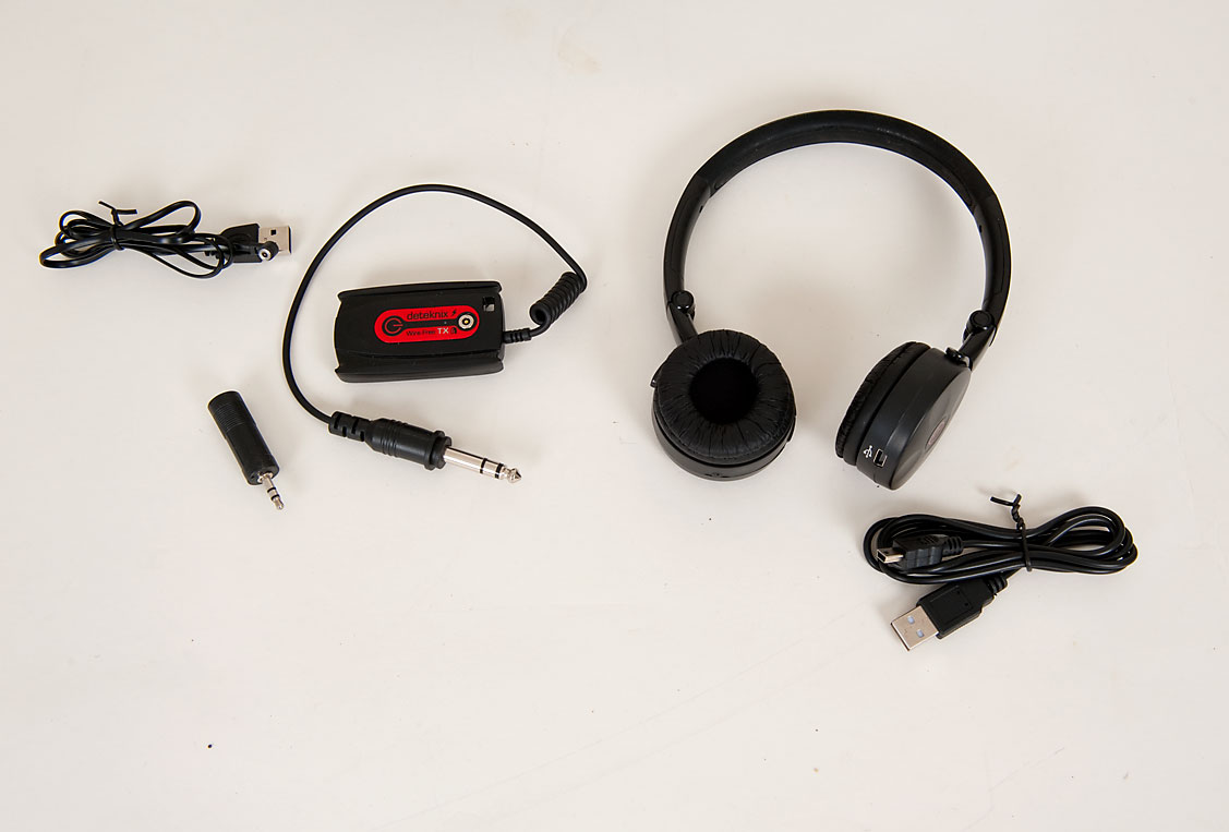 Deteknix Wire Free Lite Headphones