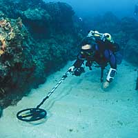 Underwater detectors